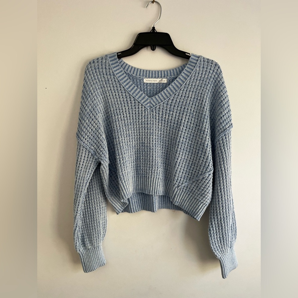 NWOT Altar'd State Blue Eden V Neck Cropped Sweater